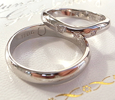 北海道滝川市自分たちで作るマリッジリングプラチナ900のセットにダイヤモンド3つセット