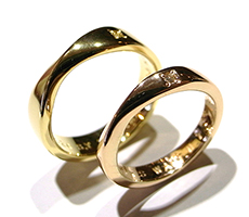 北海道滝川市二人で作るマリッジリングK18イエローゴールドとピンクゴールドにダイヤモンド