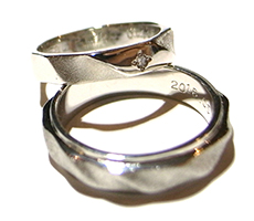 北海道滝川市自分で作ったマリッジリングプラチナにダイヤモンドをセット