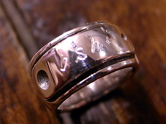 �u����M�t�g�v�u�����h�@Fortunate Gift Jewelry�@��̃x�r�[�����O-02�@�k�C�����s